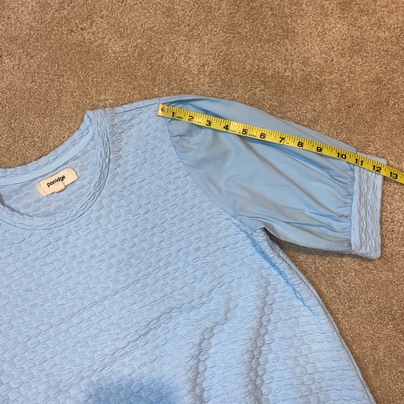 Porridge Textured Puff Sleeve Top - Picture 9 of 11